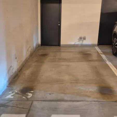 Stylish 2-br Apartment, 100 Sqm ǀ Ac, Free Parking, Terrace * Bratysława